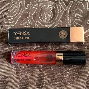 Yensa Super 8 Lip Oil